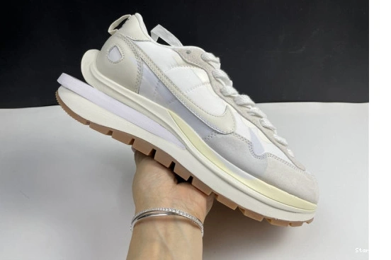 Sail Gum Sacai Nike Vaporwaffle DD1875-100 0320
